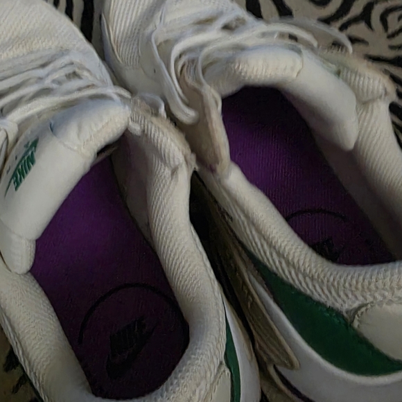 Nike Air Max Women's Sneakers - White, Green, Tan, Purple - Picture 4 of 4